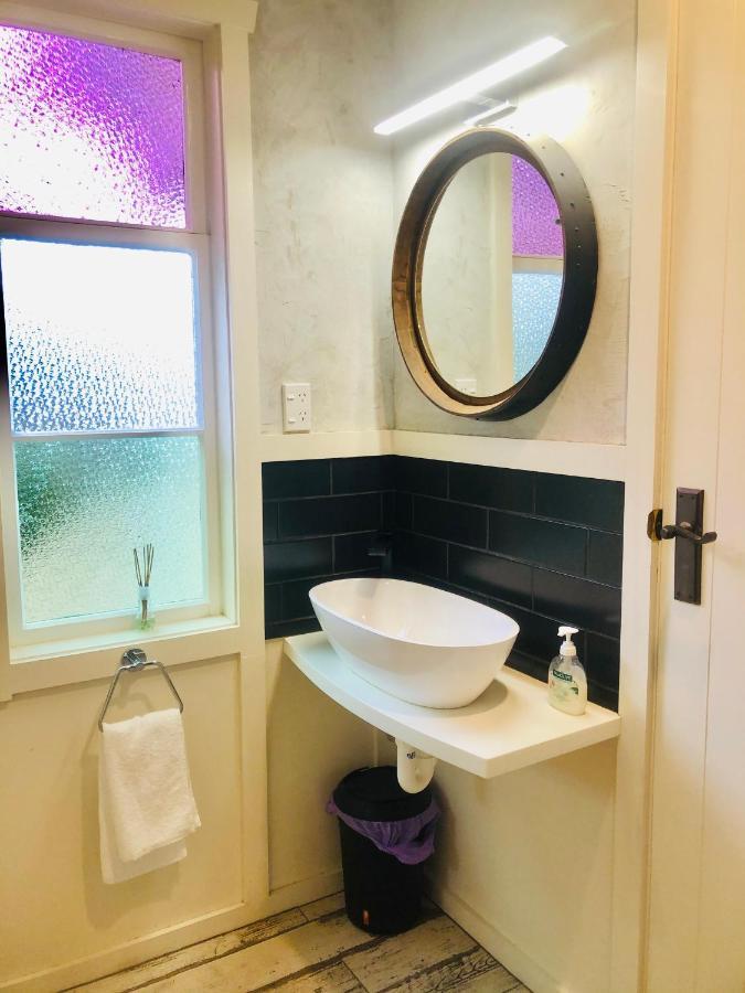 Woodside Bay Chalets Ostend エクステリア 写真